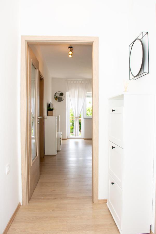 Ferienwohnung Tomic Novi Vinodolski Exterior foto