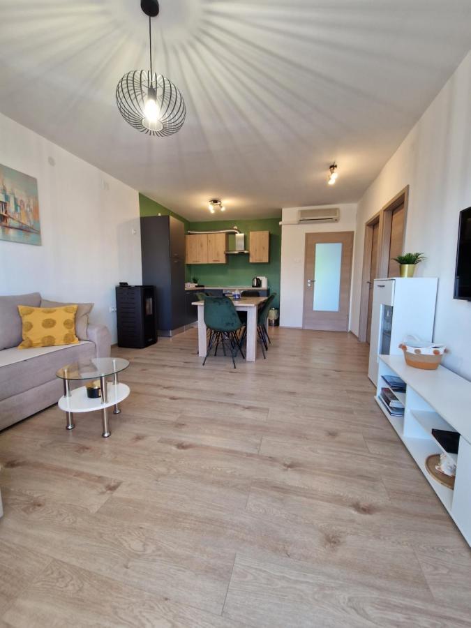 Ferienwohnung Tomic Novi Vinodolski Exterior foto